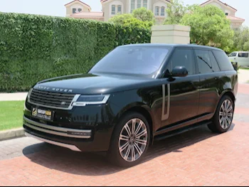  Land Rover  Range Rover  Vogue HSE  2023  Automatic  2,100 Km  8 Cylinder  Four Wheel Drive (4WD)  SUV  Black  With Warranty