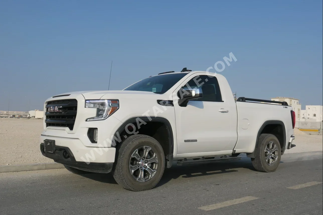 GMC  Sierra  Elevation  2021  Automatic  46,000 Km  8 Cylinder  Four Wheel Drive (4WD)  Pick Up  White  With Warranty
