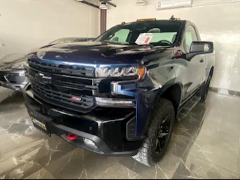 Chevrolet  Silverado  Trail Boss  2022  Automatic  31,000 Km  8 Cylinder  Four Wheel Drive (4WD)  Pick Up  Blue  With Warranty