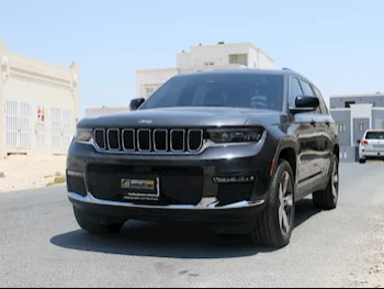 Jeep  Grand Cherokee  Limited  2022  Automatic  36٬000 Km  6 Cylinder  Four Wheel Drive (4WD)  SUV  Gray  With Warranty
