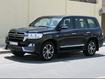  Toyota  Land Cruiser  VXR- Grand Touring S  2020  Automatic  131,650 Km  8 Cylinder  Four Wheel Drive (4WD)  SUV  Black  With Warranty
