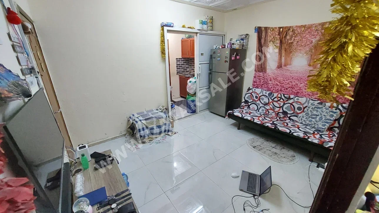 1 غرف نوم  شقة  للايجار  في الدوحة -  الهلال  مفروشة بالكامل