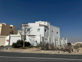 Family Residential  - Not Furnished  - Al Daayen  - Al Jeryan  - 6 Bedrooms