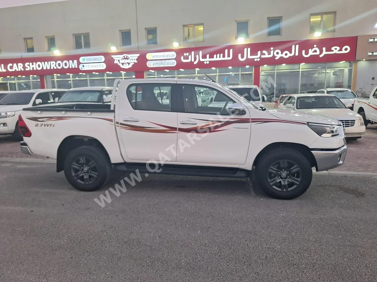 Toyota  Hilux  SR5  2022  Automatic  63,000 Km  4 Cylinder  Four Wheel Drive (4WD)  Pick Up  White