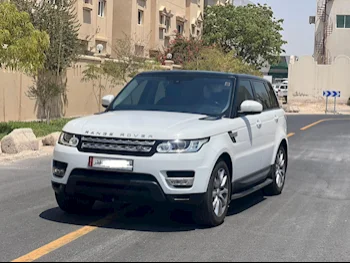 Land Rover  Range Rover  Sport  2016  Automatic  140,000 Km  8 Cylinder  Four Wheel Drive (4WD)  SUV  White