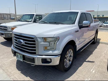 Ford  F  150  2015  Automatic  262,000 Km  8 Cylinder  Four Wheel Drive (4WD)  Pick Up  White