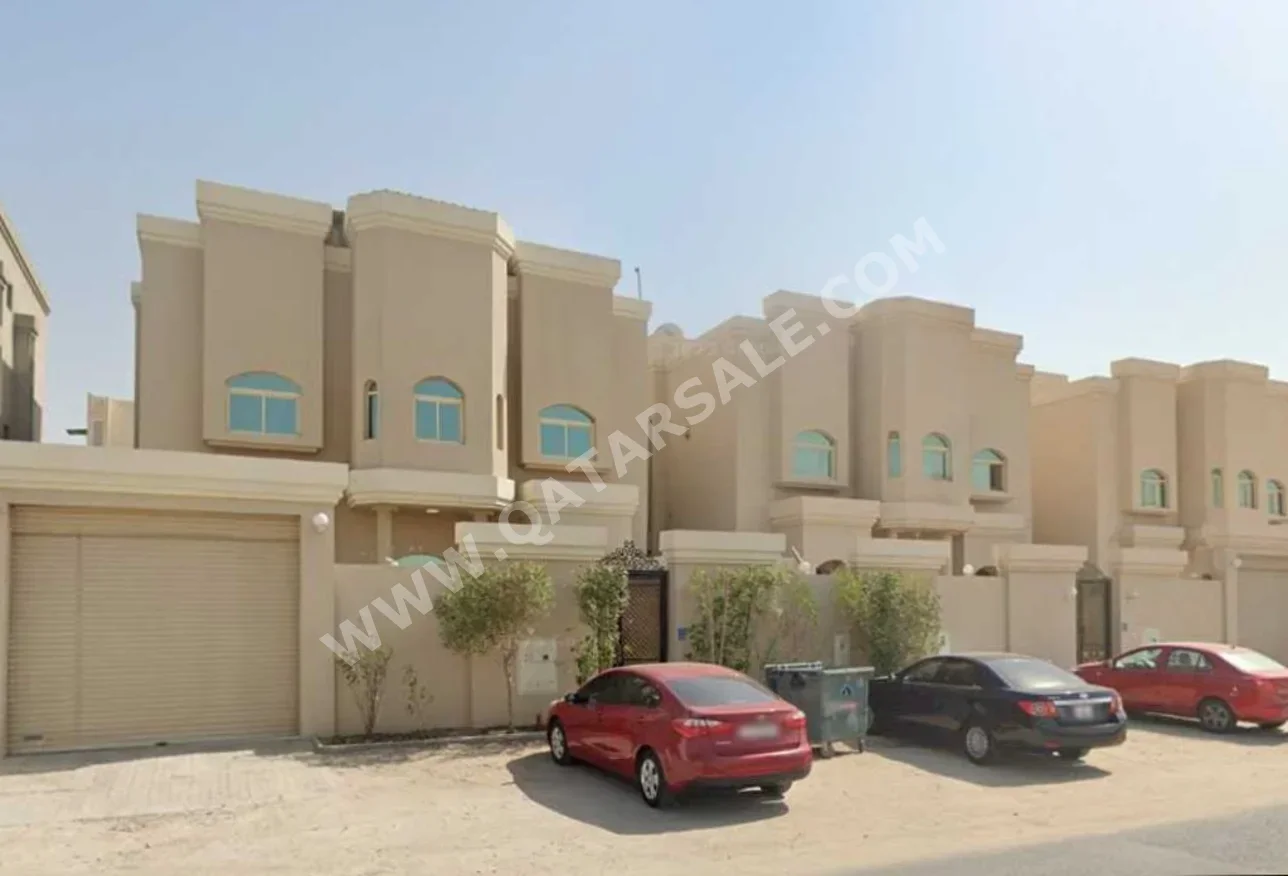 Family Residential  - Not Furnished  - Al Rayyan  - Abu Hamour  - 8 Bedrooms