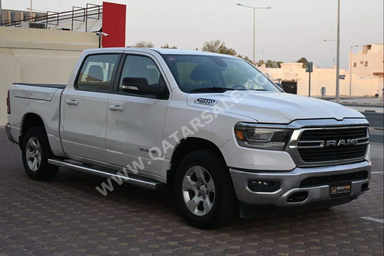 Dodge  Ram  Big Horn  2021  Automatic  112,000 Km  8 Cylinder  Four Wheel Drive (4WD)  Pick Up  White