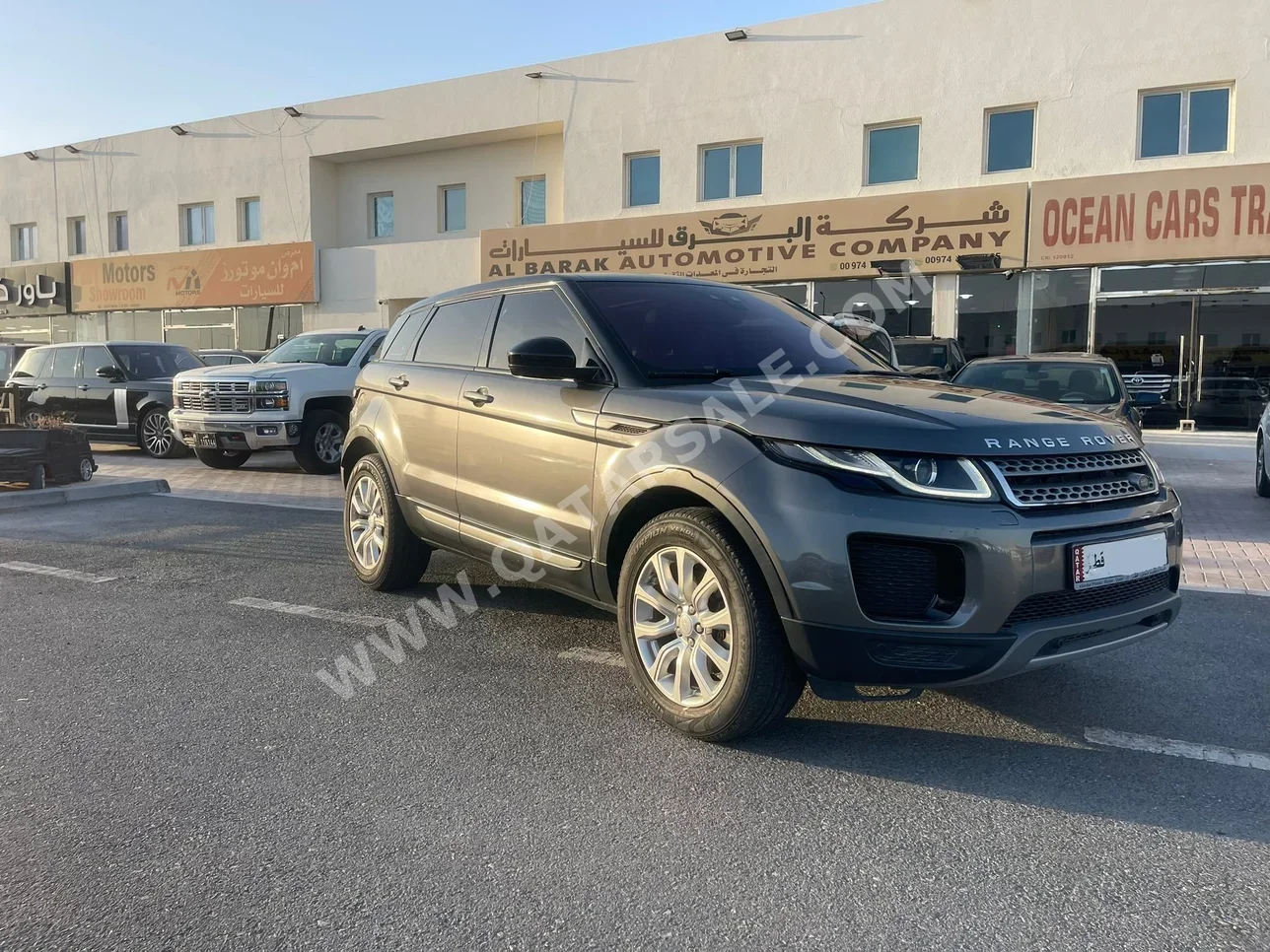  Land Rover  Evoque  2019  Automatic  125,000 Km  4 Cylinder  Four Wheel Drive (4WD)  SUV  Gray  With Warranty