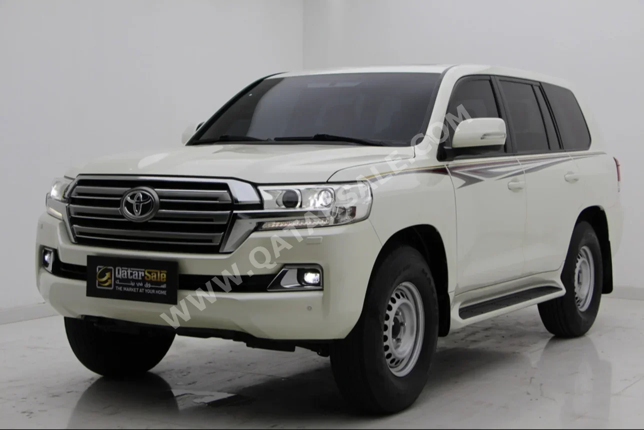 Toyota  Land Cruiser  GXR  2018  Automatic  98,000 Km  6 Cylinder  Four Wheel Drive (4WD)  SUV  Pearl