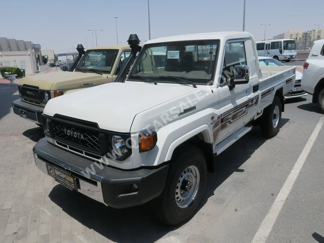 Toyota  Land Cruiser  LX  2024  Manual  0 Km  6 Cylinder  Four Wheel Drive (4WD)  Pick Up  White  With Warranty
