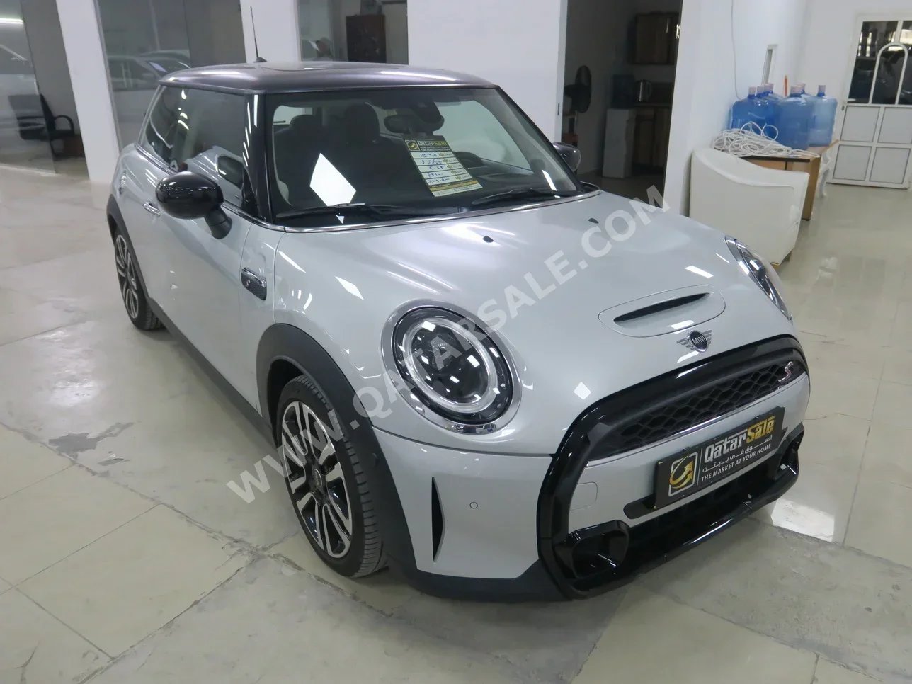 Mini  Cooper  S  2023  Automatic  34,000 Km  4 Cylinder  Front Wheel Drive (FWD)  Hatchback  Silver  With Warranty