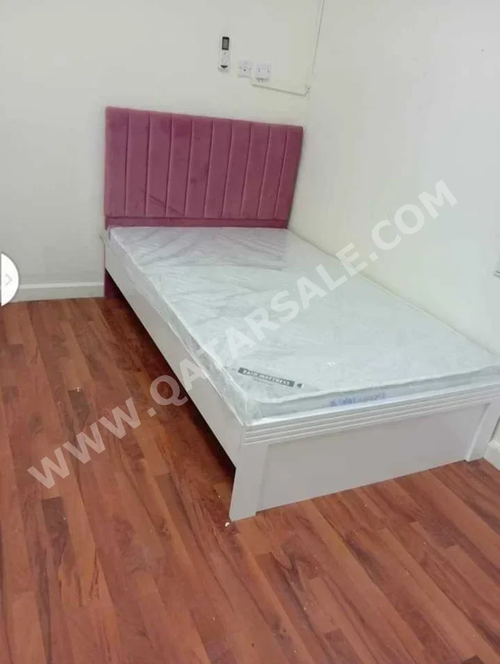 Beds - Extendable Bed  - White  - Mattress Included
