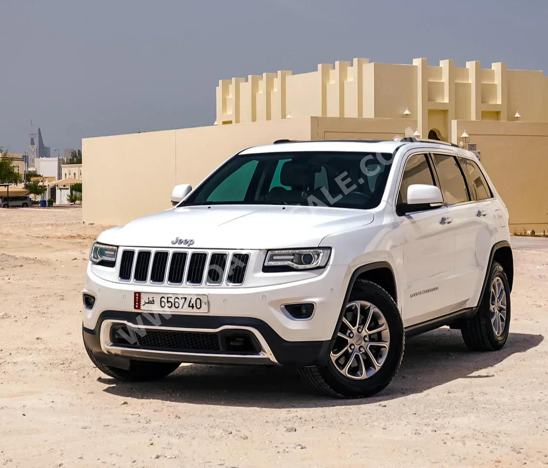 Jeep  Grand Cherokee  2015  Automatic  89,000 Km  6 Cylinder  Four Wheel Drive (4WD)  SUV  White