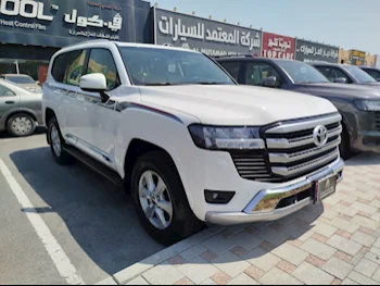 Toyota  Land Cruiser  GXR Twin Turbo  2023  Automatic  37,000 Km  6 Cylinder  Four Wheel Drive (4WD)  SUV  White  With Warranty
