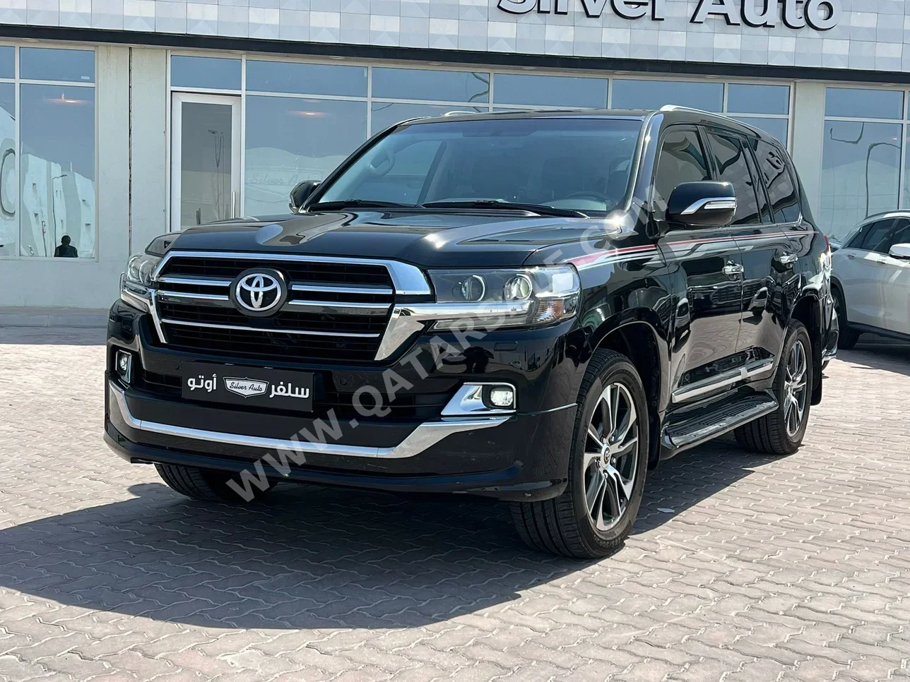 Toyota  Land Cruiser  GXR- Grand Touring  2020  Automatic  78,000 Km  8 Cylinder  Four Wheel Drive (4WD)  SUV  Black