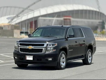 Chevrolet  Suburban  LT  2016  Automatic  111,000 Km  8 Cylinder  Four Wheel Drive (4WD)  SUV  Gray
