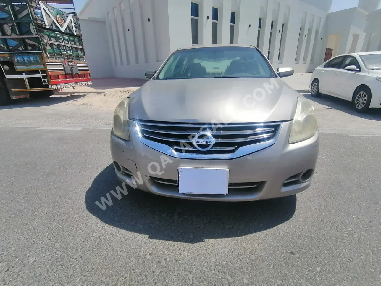 Nissan  Altima  2012  Automatic  273,000 Km  4 Cylinder  Front Wheel Drive (FWD)  Sedan  Silver
