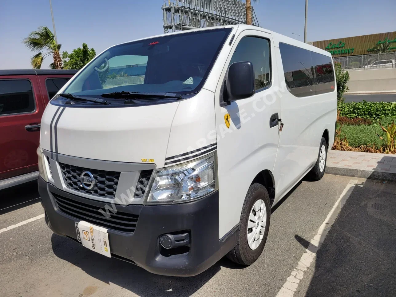 Nissan  Urvan  2013  Manual  327,000 Km  4 Cylinder  Front Wheel Drive (FWD)  Van / Bus  White