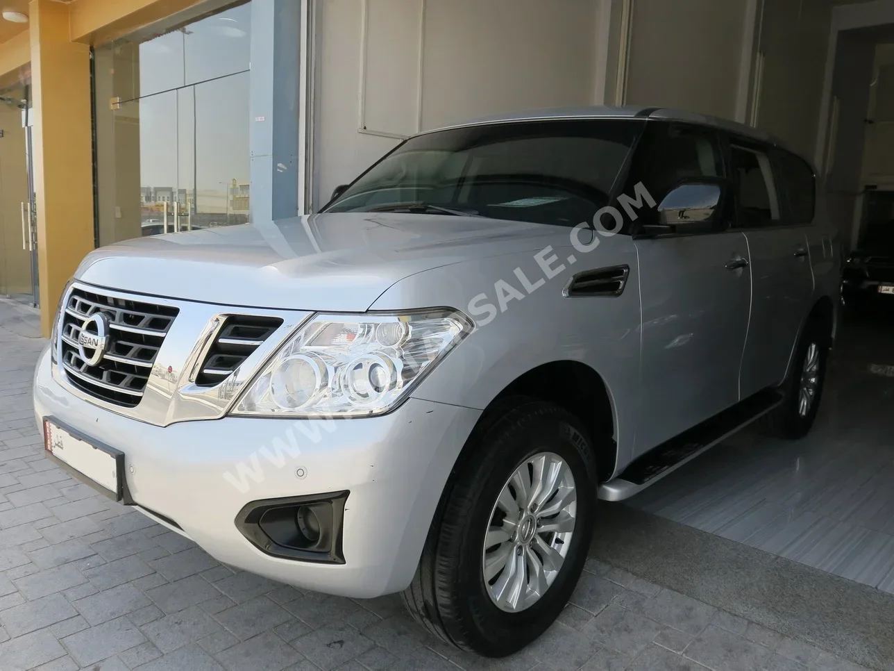 Nissan  Patrol  XE  2017  Automatic  162,000 Km  6 Cylinder  Four Wheel Drive (4WD)  SUV  Silver