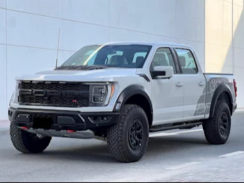 Ford  Raptor  R  2023  Automatic  0 Km  6 Cylinder  Four Wheel Drive (4WD)  Pick Up  White Smoke  With Warranty