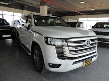 Toyota  Land Cruiser  GXR Twin Turbo  2023  Automatic  26,000 Km  6 Cylinder  Four Wheel Drive (4WD)  SUV  White  With Warranty