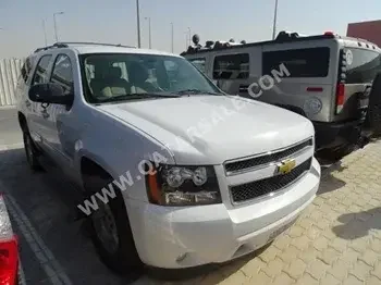 Chevrolet  Tahoe  2013  Automatic  220,000 Km  8 Cylinder  Four Wheel Drive (4WD)  SUV  White  With Warranty