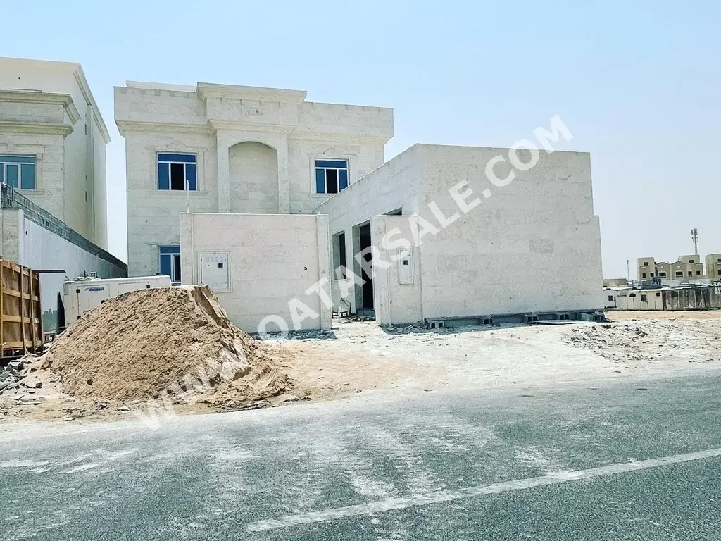 Family Residential  - Not Furnished  - Umm Salal  - Umm Salal Ali  - 9 Bedrooms