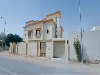 سكن عائلي  - غير مفروشة  - الريان  - أبو هامور  - 6 غرف نوم  - يشمل الماء والكهرباء