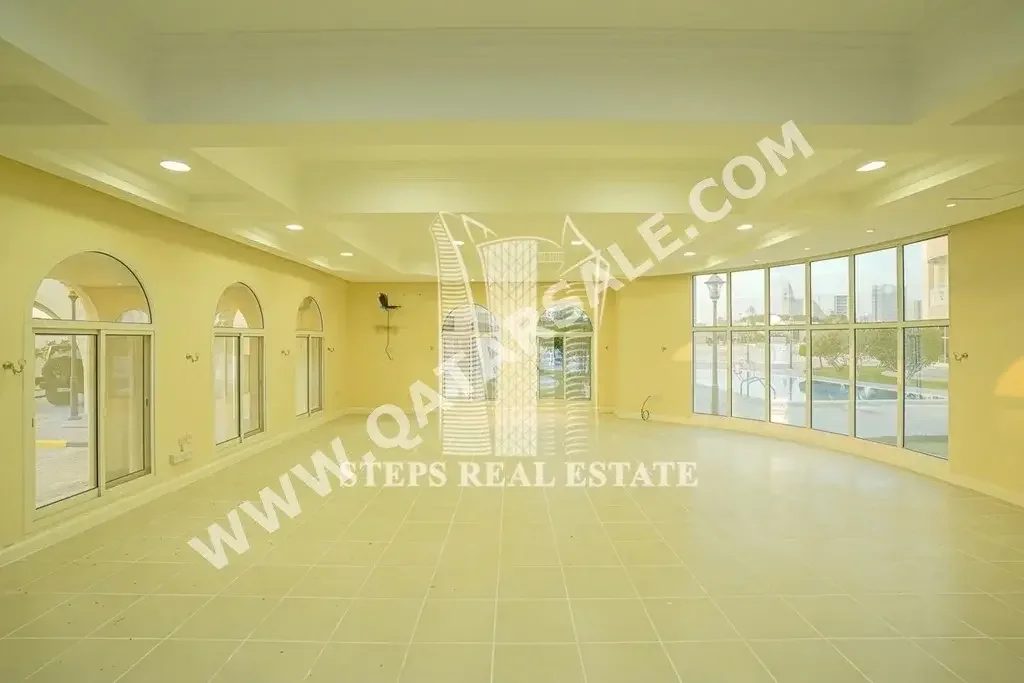 Family Residential  - Not Furnished  - Doha  - West Bay Lagoon  - 4 Bedrooms