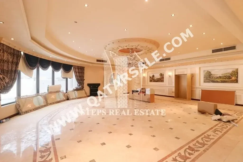 Commercial  - Not Furnished  - Doha  - Al Dafna  - 12 Bedrooms