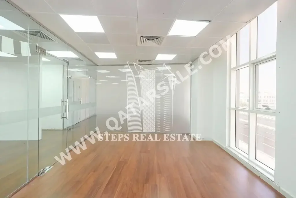 Commercial Offices - Not Furnished  - Doha  - Al Duhail