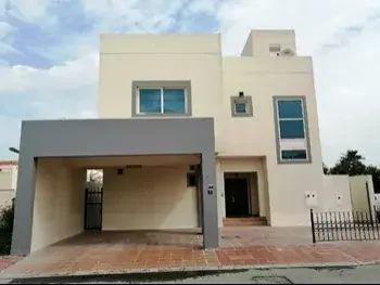Family Residential  - Semi Furnished  - Doha  - Fereej Al Nasr  - 3 Bedrooms