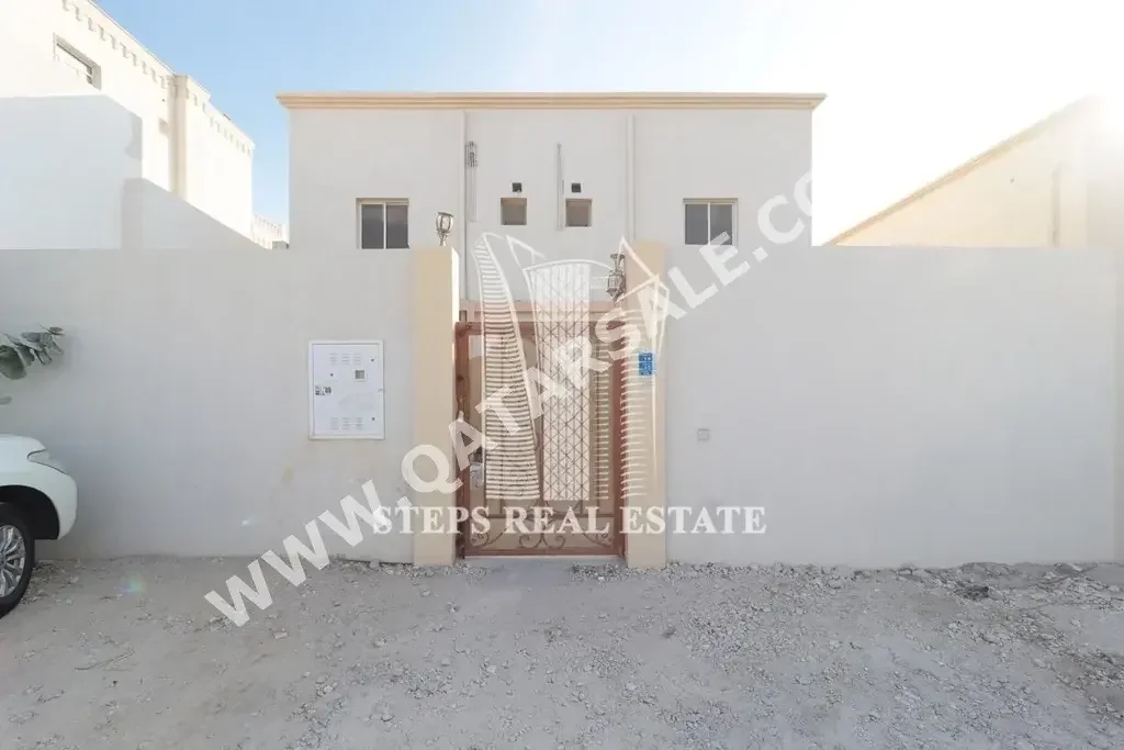 Family Residential  - Not Furnished  - Al Wakrah  - Al Wukair  - 6 Bedrooms